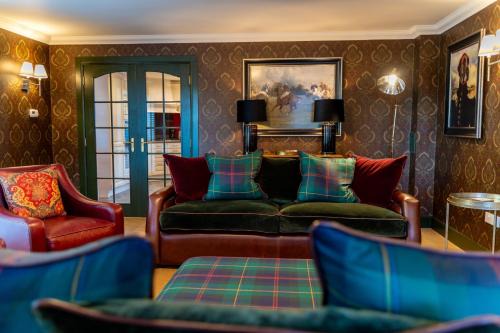 Braemar House | The Hayloft