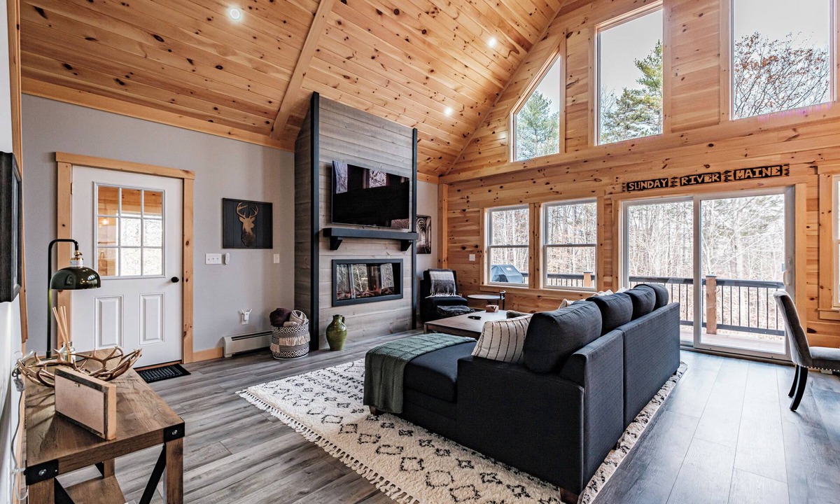 Bryant Pond Ski Chalet | The Hickory Chalet the perfect get-way!
