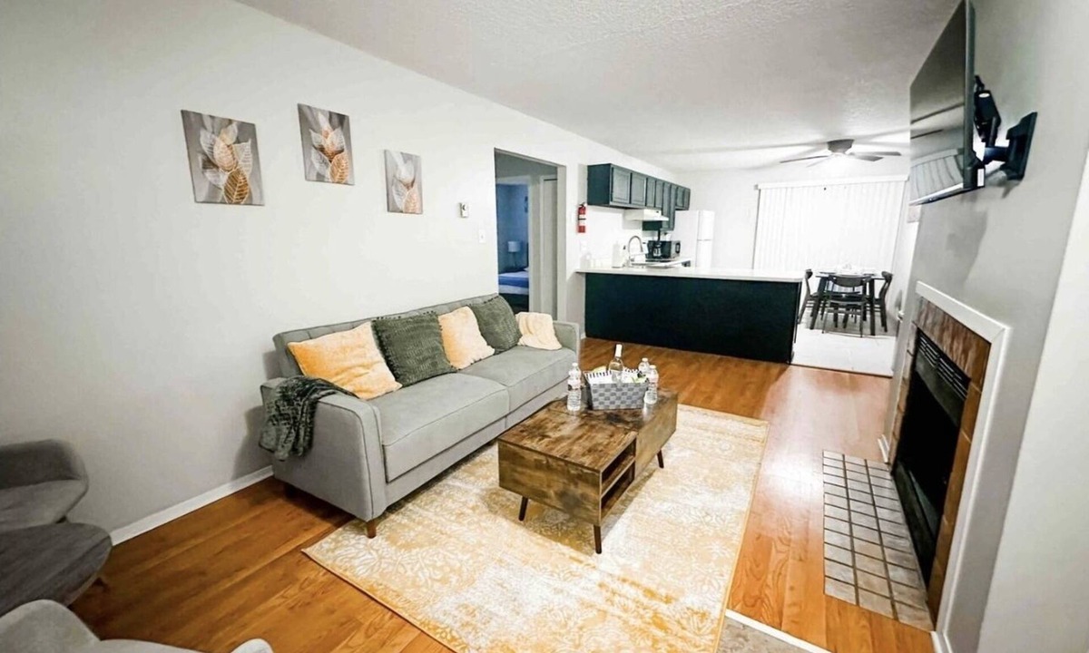 Cimarron Hills Apartment | The Hygge Apt A