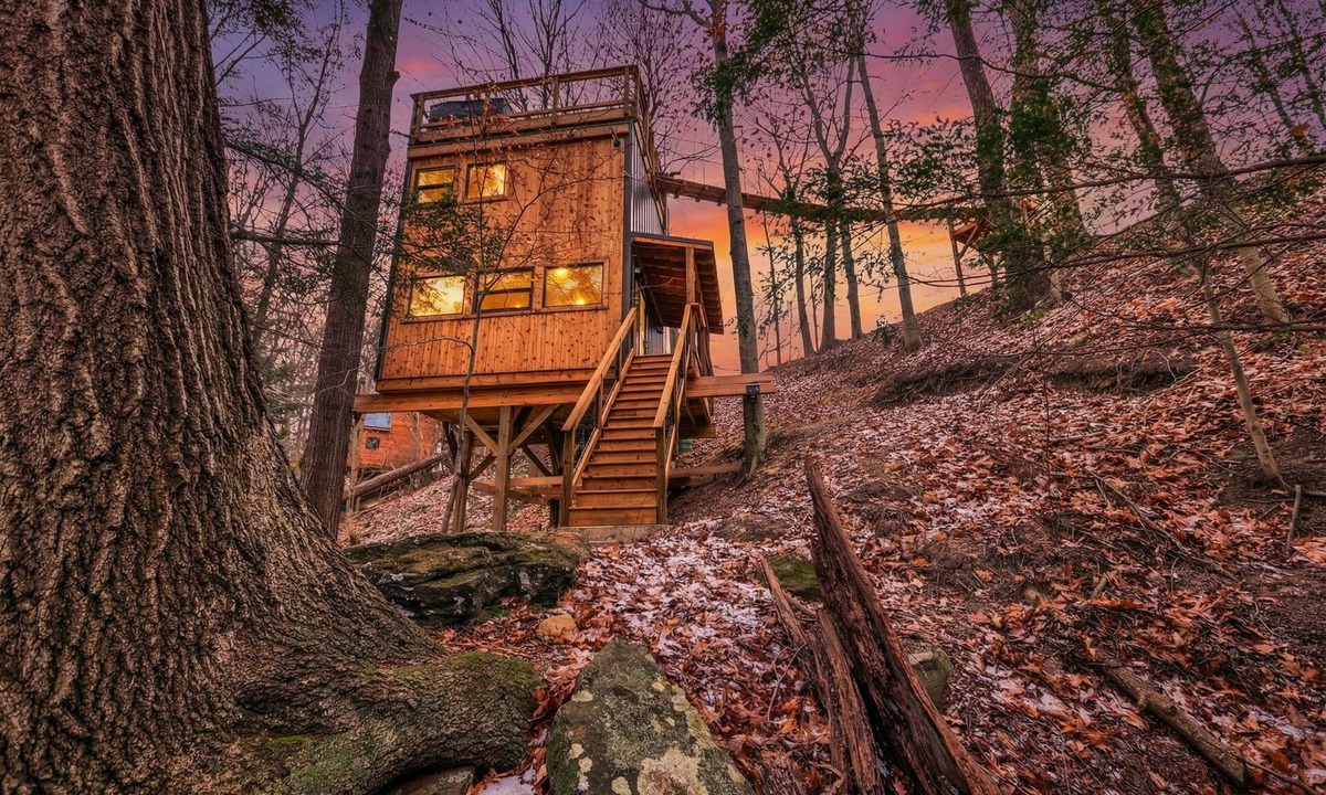 Rockbridge House | The Hygge Treehouse Hocking Hills