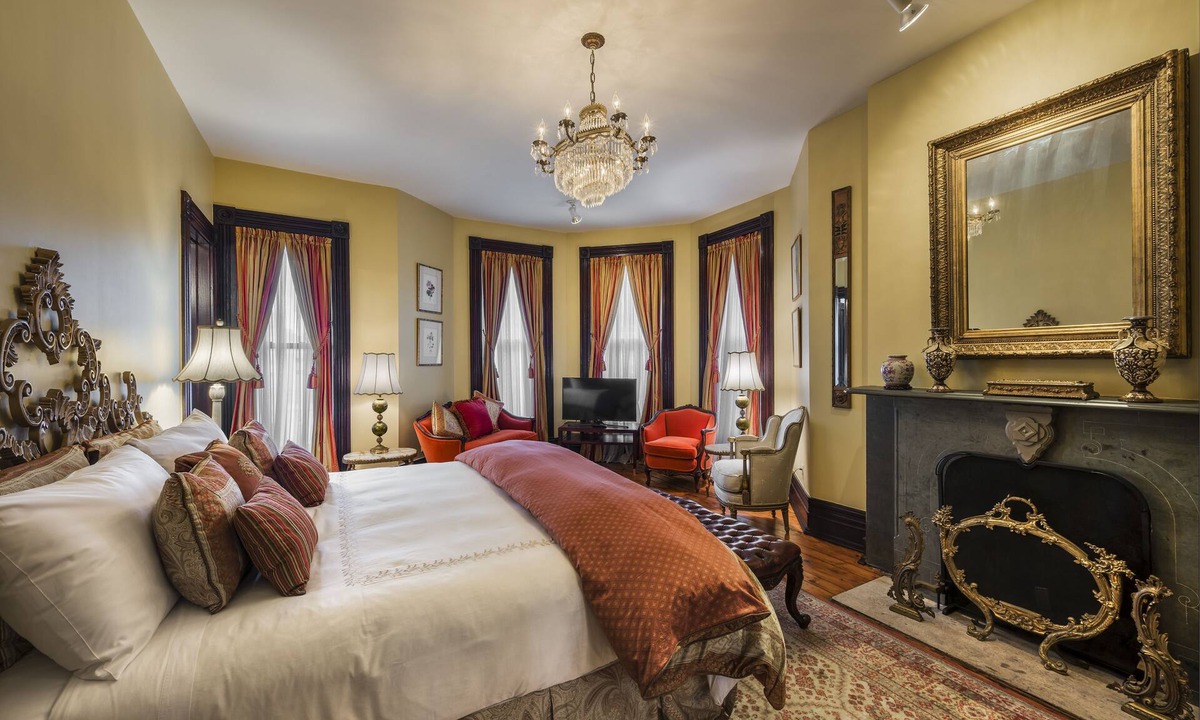 Midtown House | The Inn at 97 Winder