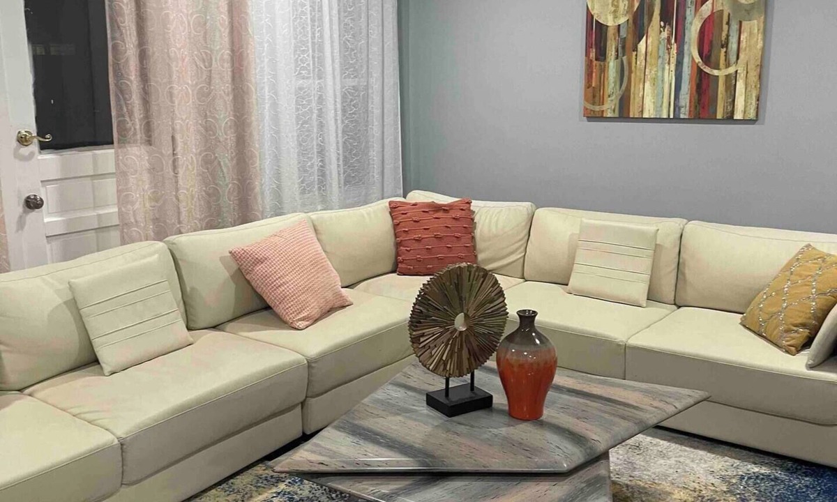 North Buffalo Apartment | The L's Luxury 2- The Tacoma Upper