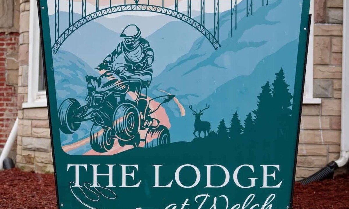 Welch House | The Lodge at Welch - BIG HOUSE