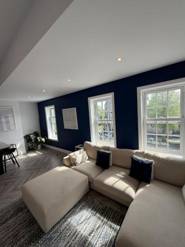 Redditch Apartment | The Loft, FlatB, Redditch