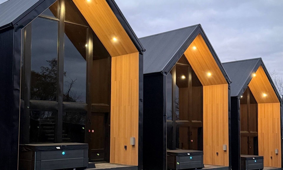 Maida Cabin | The Lofts @ Frost Fire- Cabin A