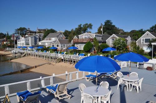 Commercial Street Resort | The Masthead Resort