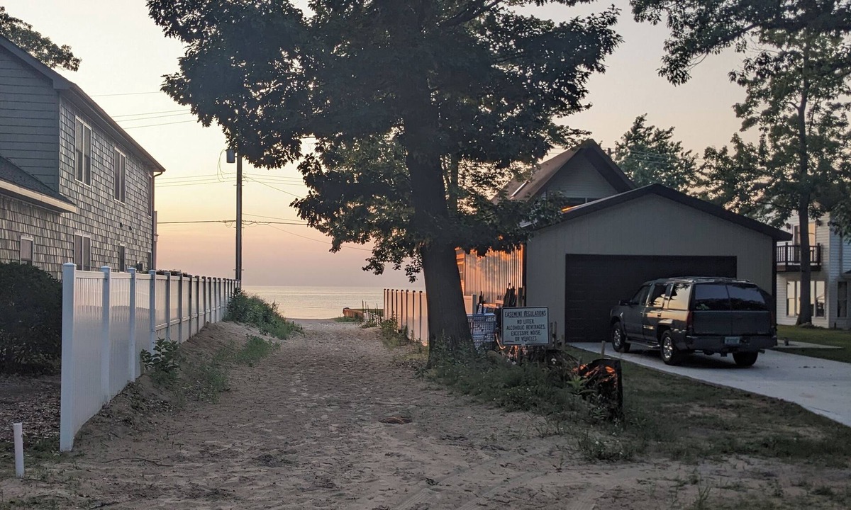 Port Austin Apartment | The Nook, Lake Huron Beach Access, Cozy Unit, Dark Sky Preserve