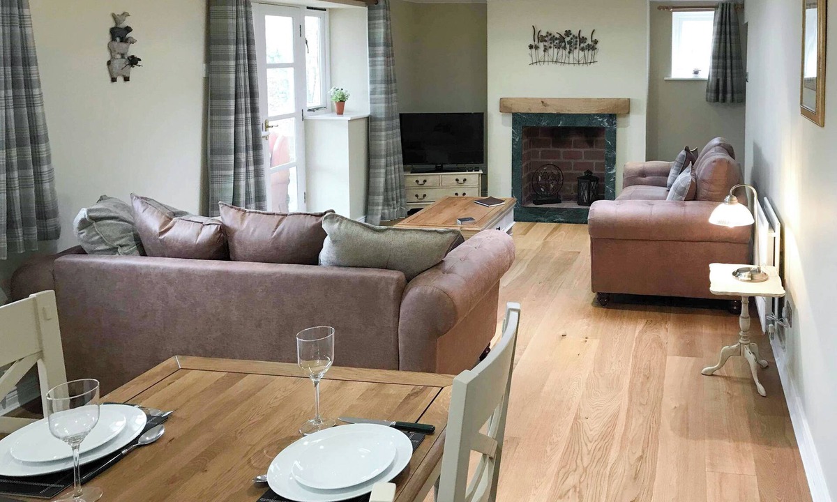 Consett Cottage | The Old Stables at Wood House