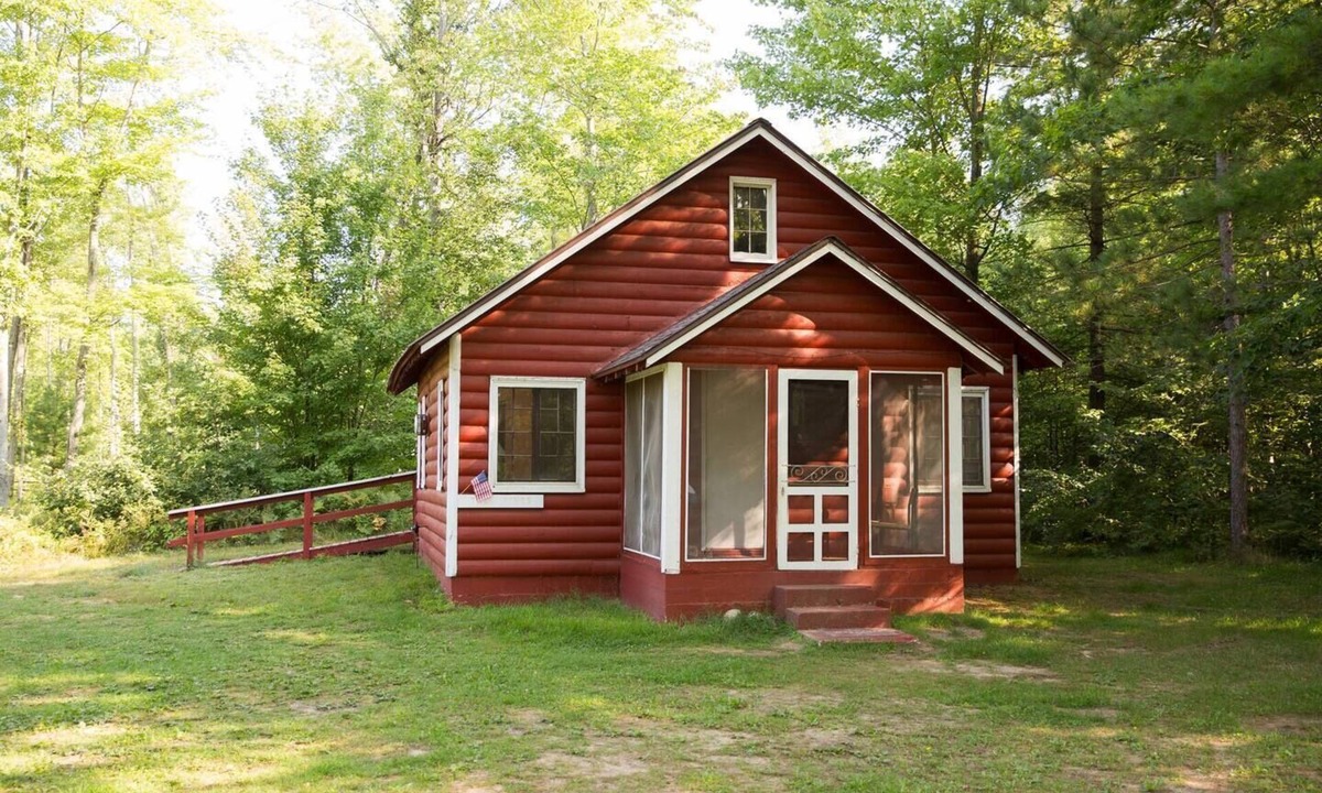 Harrison Cabin | The Pines cabin lake access