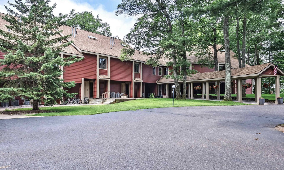 Minocqua Condo | The Pointe Resort & Club 2 Bedroom Condo