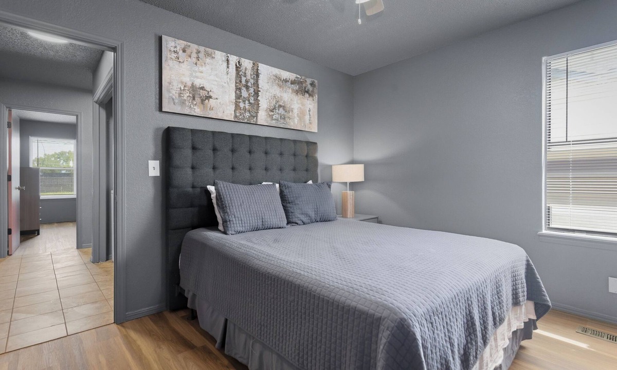 Tulsa House | The Red Door on 66th - 3BR/2BA Duplex