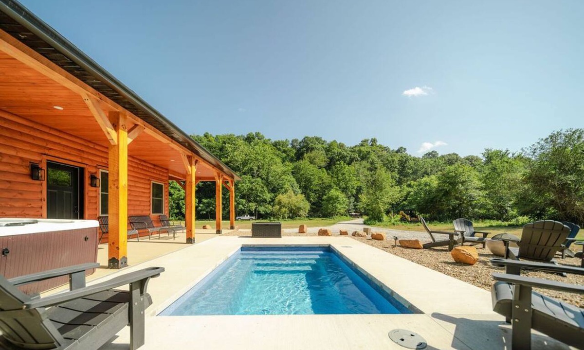 Carbon Hill Cabin | The Riparian | Hocking Hills, Plunge Pool, Hot Tub