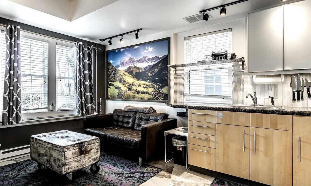Indianapolis House | The Steele Mill Loft | Modern 2BR Retreat