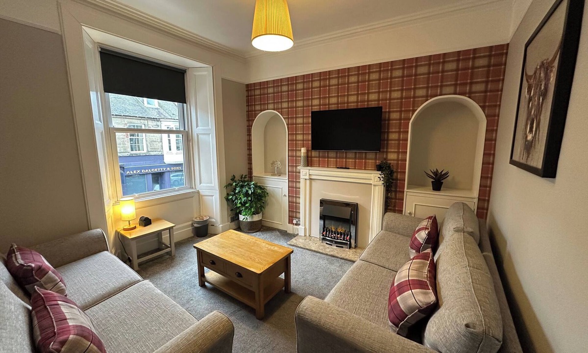 Gattonside Cottage | THE TEVIOT in Melrose