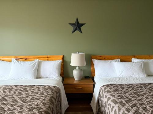 Grantsburg Hotel | The Trail Inn - Grantsburg, WI - 703 WI-70