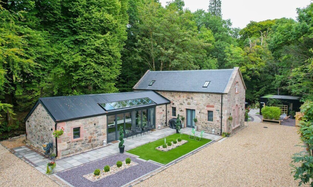 Alexandria House | The Ultimate Luss Retreat