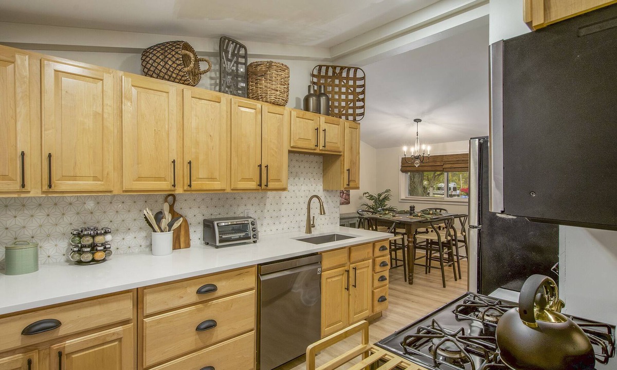 Allen House | The Urban Retreat. 30 Day Min