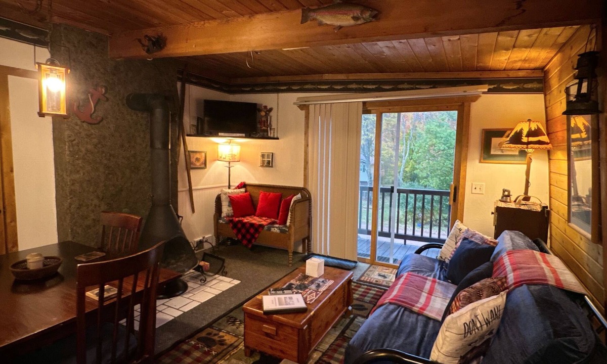 Bessemer Condo | The Windsong Lodge #3