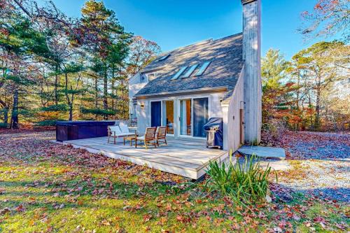 Lagoon Heights House | Tiffany's Treasure