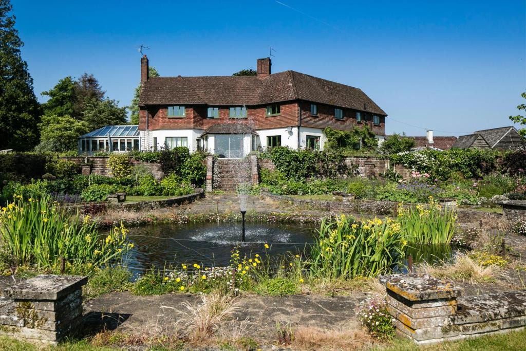 Chilworth House | Tor Hatch