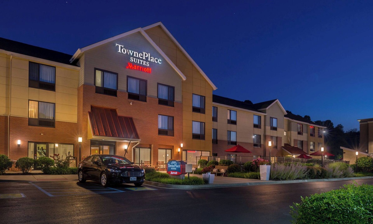 Huntington Hotel | TownePlace Suites by Marriott Huntington