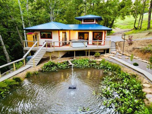 Denniston House | Tranquil Hideaway - Romantic Spa Retreat with Hot Tub and Sauna