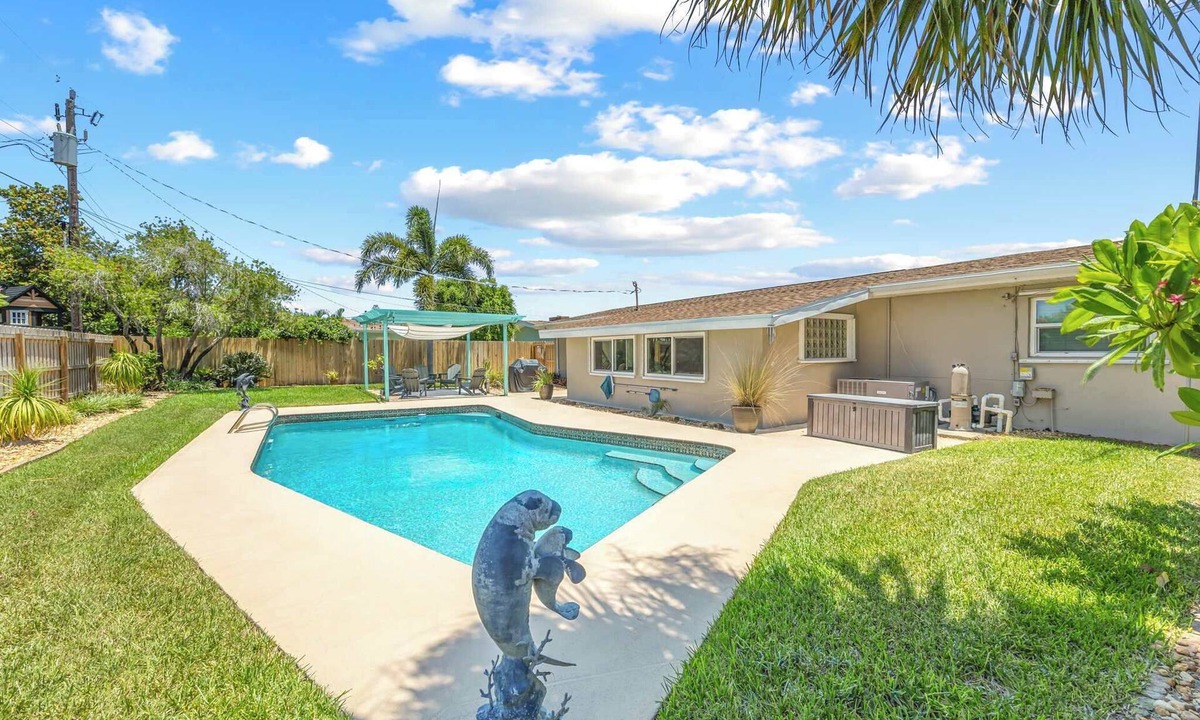 Seacoast Shores House | Turtle Pointe - 3BR, Poolside Coastal Escape