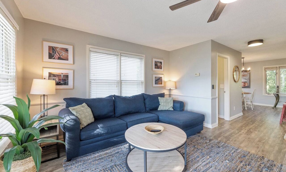 Grand Rivers Condo | Two Bedroom Harbor View Condo