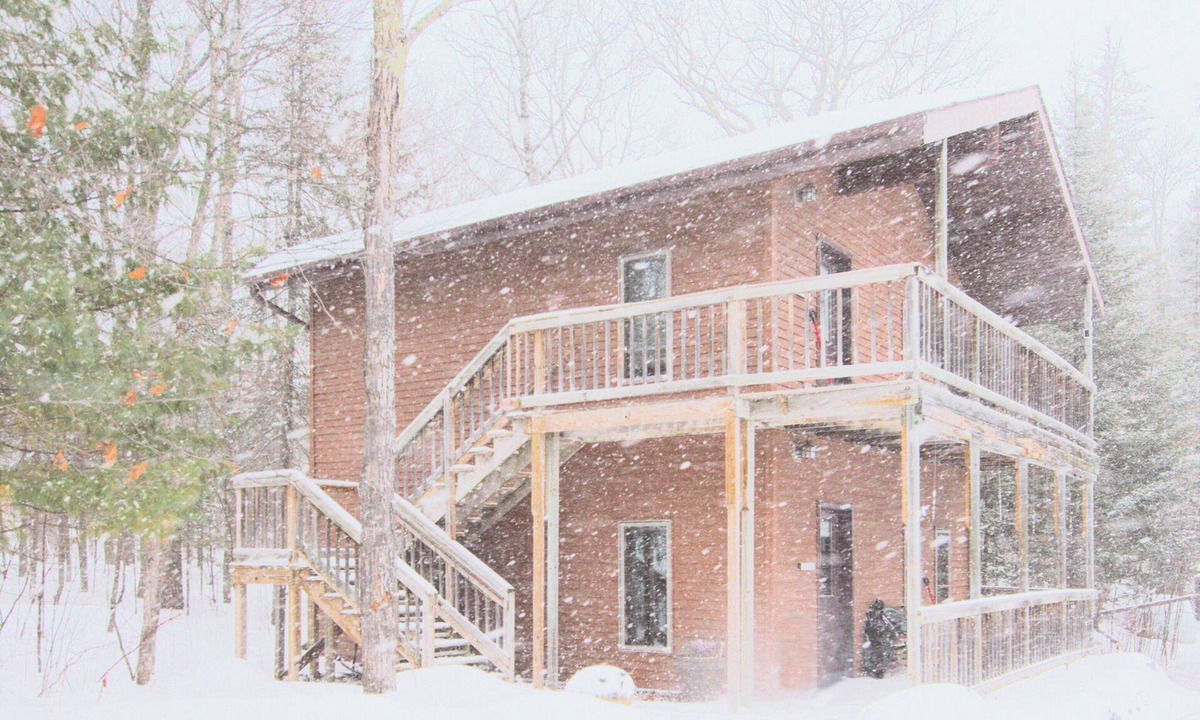 Bayfield Apartment | Two-Level Forest Retreat | Near Bayfield