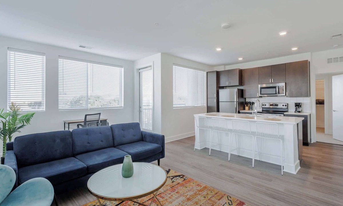 Central Business District Apartment | TWO Luxe CozySuites in Downtown Cincy