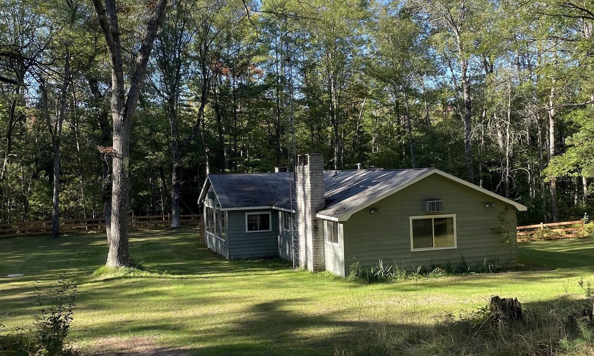 Barton City House | Unplug Up North.