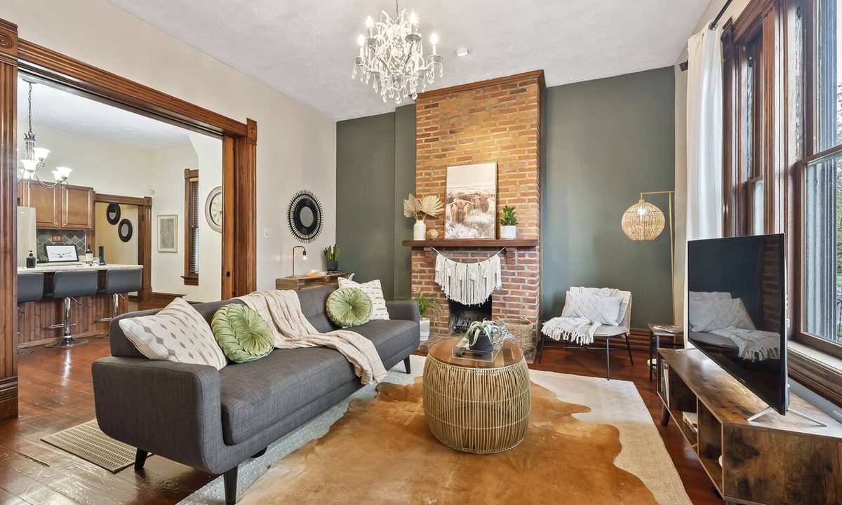 Victorian Village House | Unwind and indulge in this spacious and stylish Short North retreat.