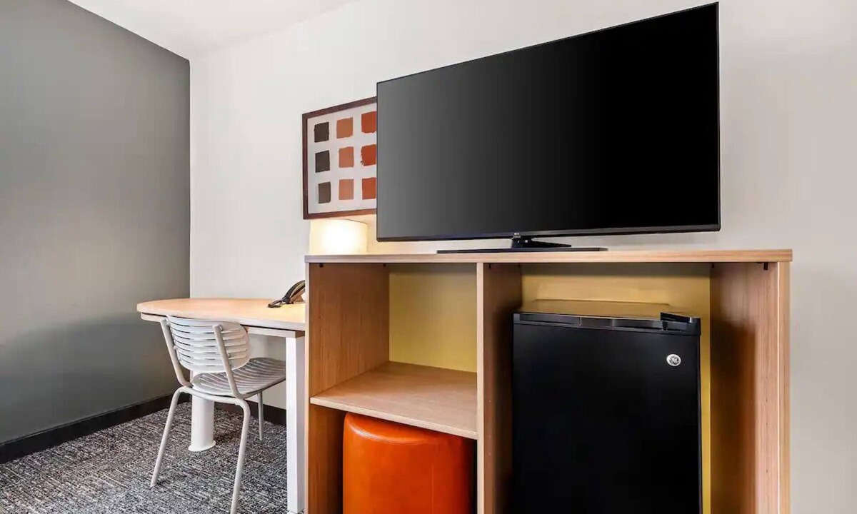 Amarillo Hotel | Unwind in Your Perfect Guest Room Located Minutes from Amarillo’s Zoo + Park Fun