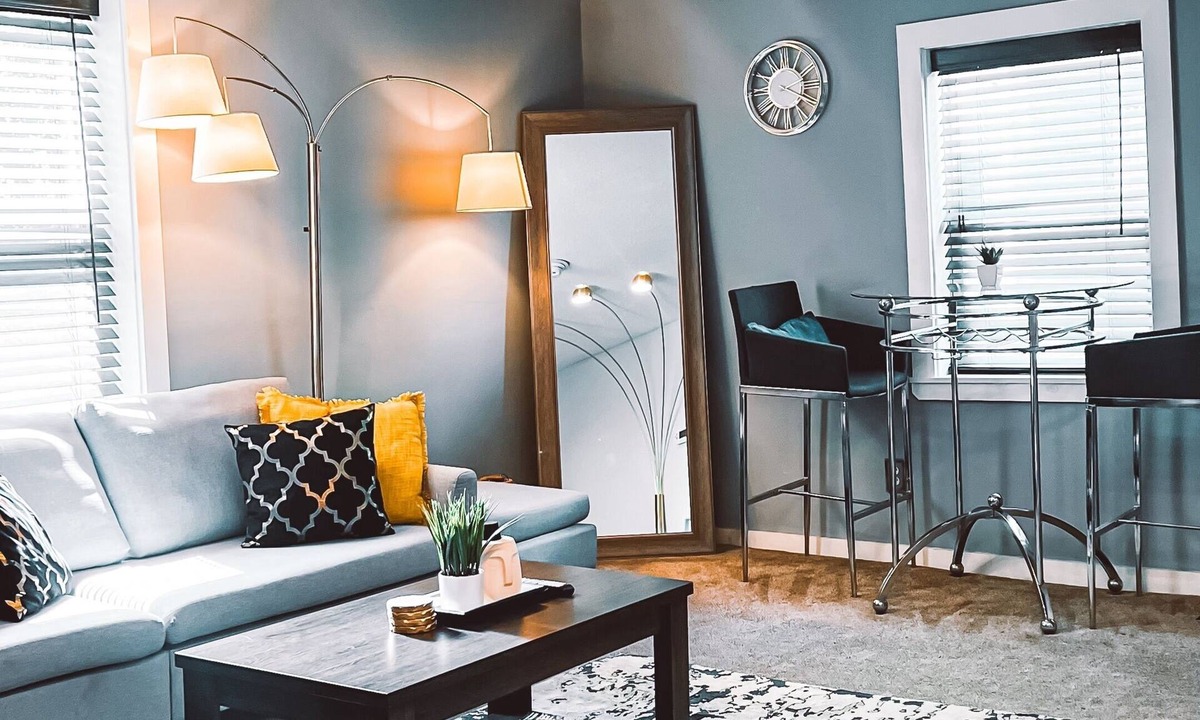 Bangor House | Updated house close to downtown and the airport.