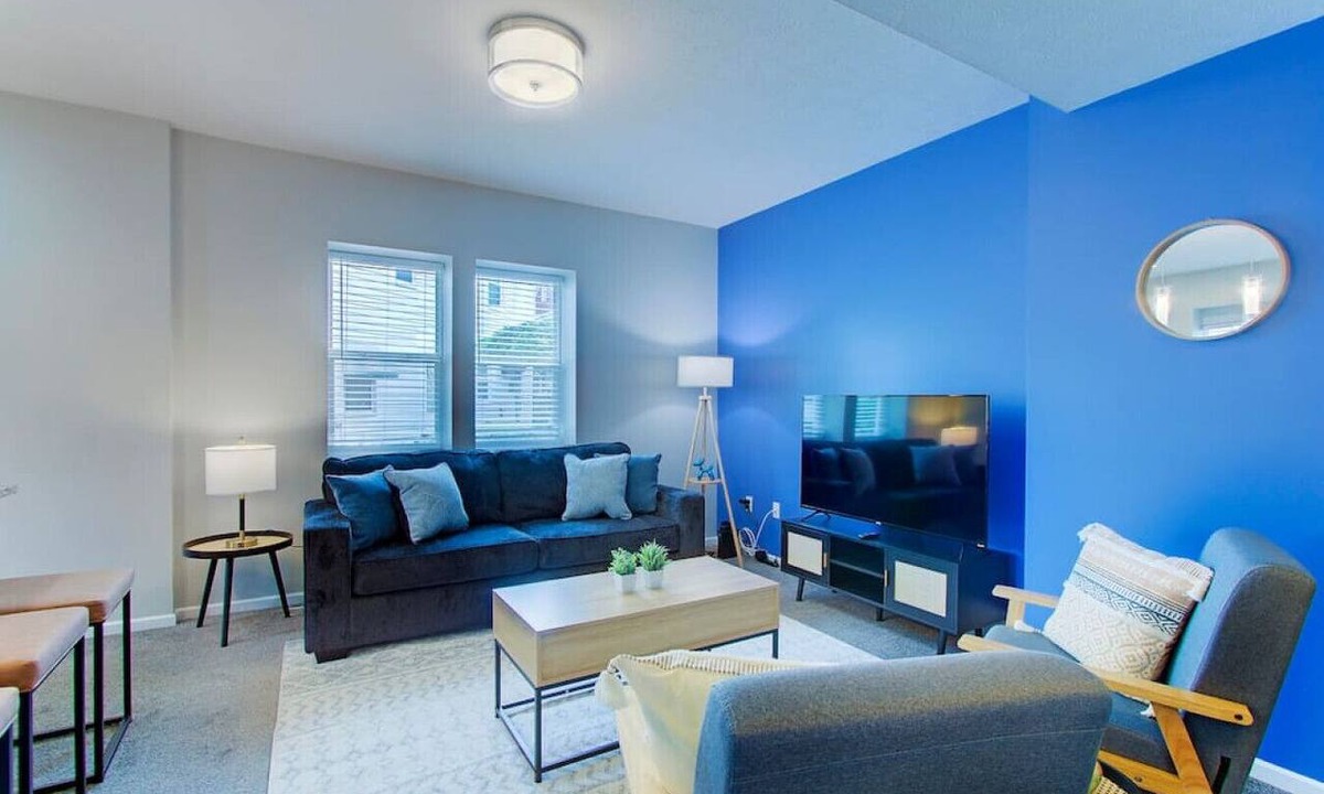 University Circle Apartment | Upscale Little Italy Two Bedroom w/Private Drive