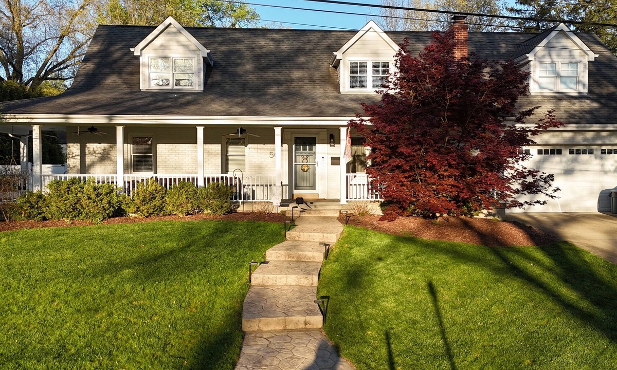 Dark Hollow House | US Open at Oakmont - 6 Bedroom Home 3 blocks from Oakmont Country Club