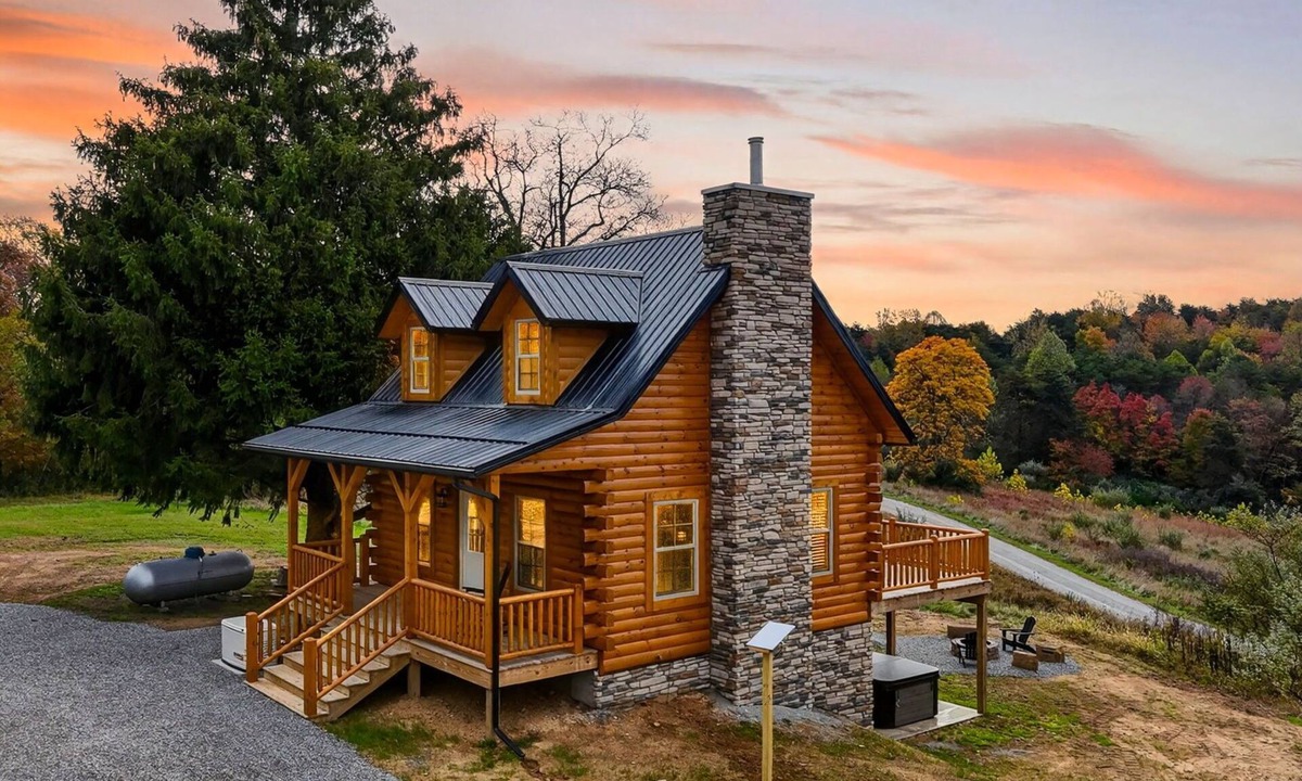 Logan Cabin | Valley View Cabin at Trickle Creek