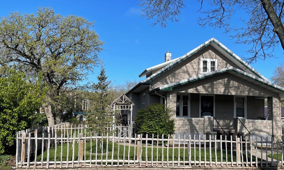 Verdigre House | Verdigre - Parkside Cottage