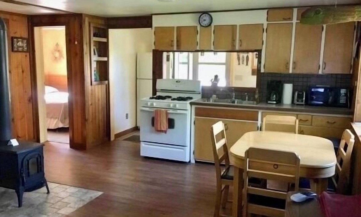 Millersburg Cottage | Very Secluded, Lakefront Cottage On Ocqueoc Lake