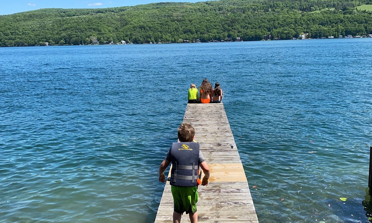 Hammondsport Cottage | VISIONS ON KEUKA- relax on the lake!