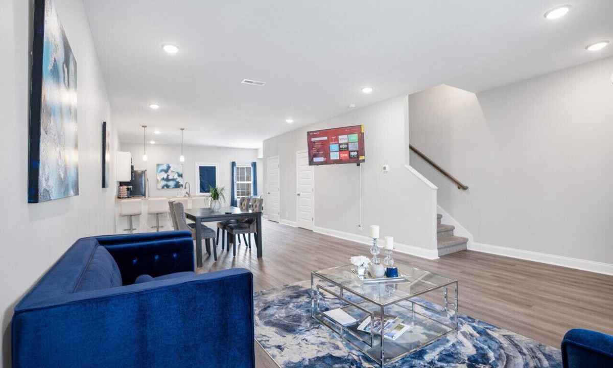 Clarksville Villa | Waiting to Excell: Modern Comfort Off Excell Rd in Sango