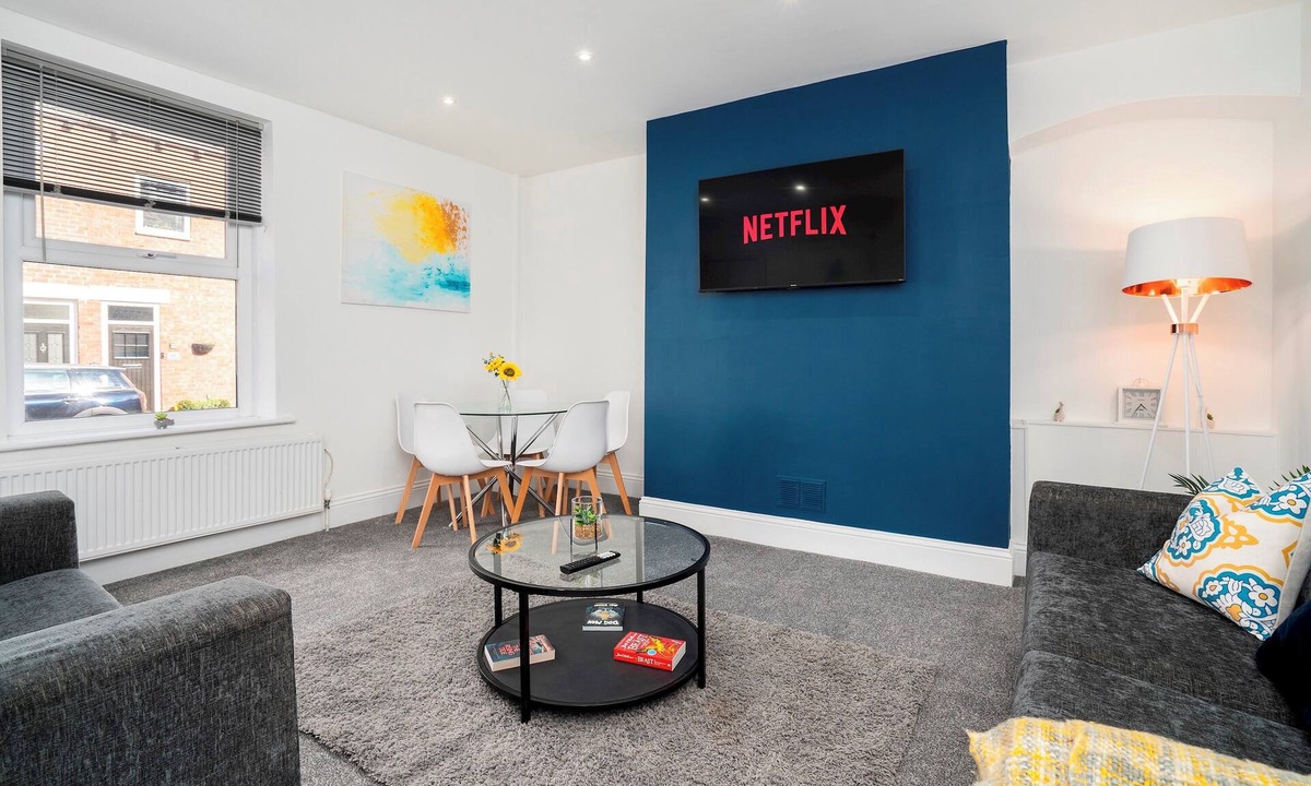 Beamish House | Walk to Beamish Museum | Stylish 3BR Home Sleeps 5 - Pass the Keys