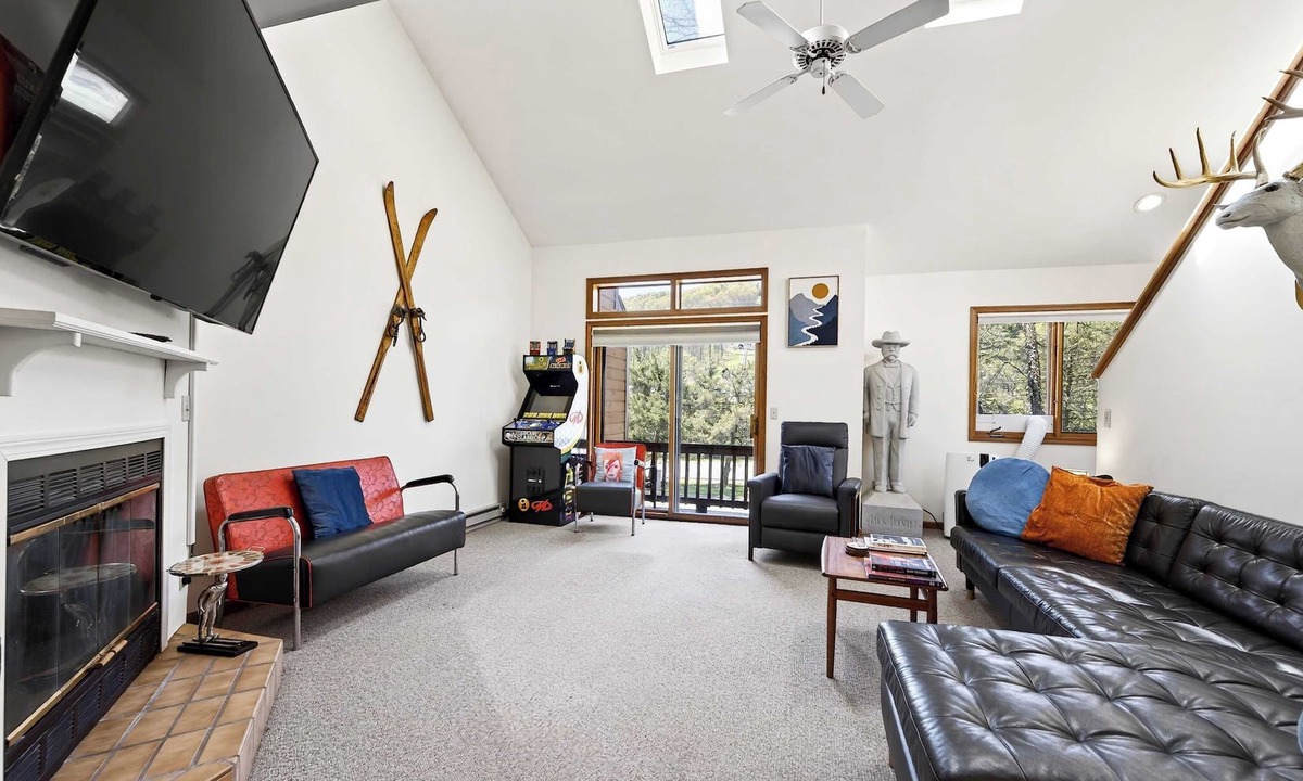 Ellicottville House | Walkable Stone Ridge Townhouse, Village & HoliMont