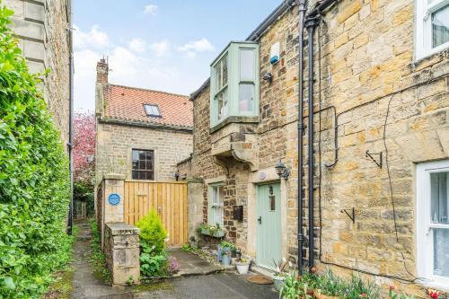 Staindrop House | Wayside Cottage