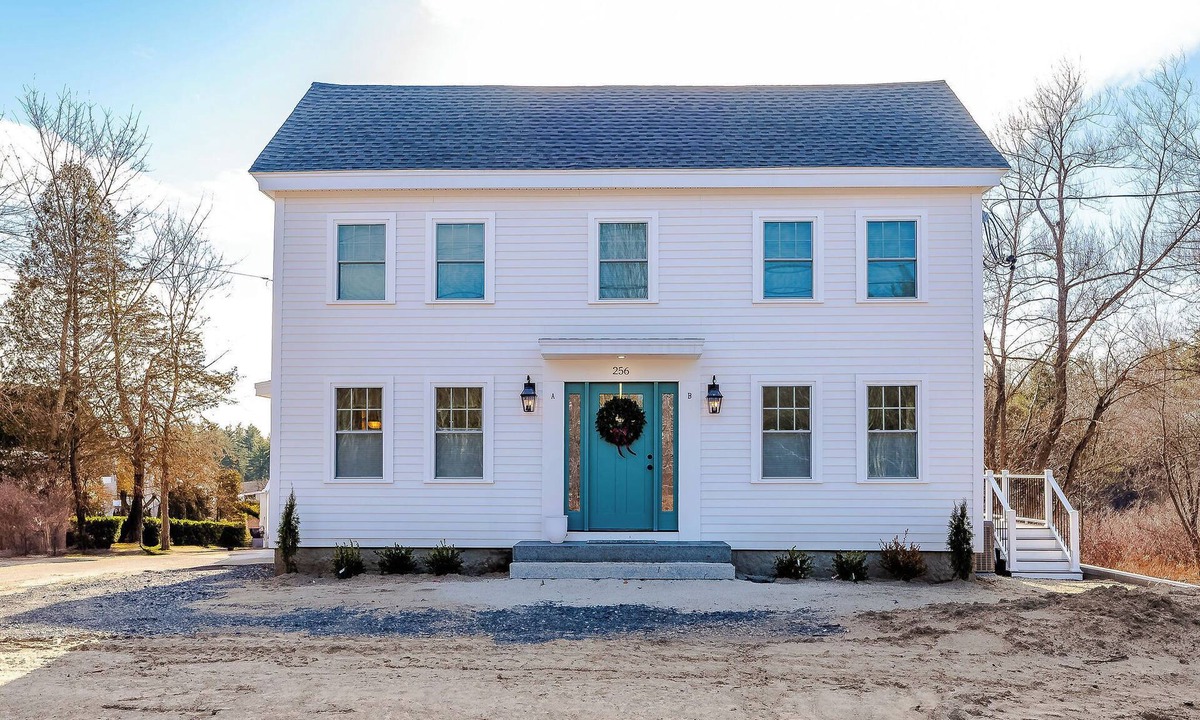 Berwick House | Welcome to Willow Brook Farm. A completely updated 1790 farmhouse!