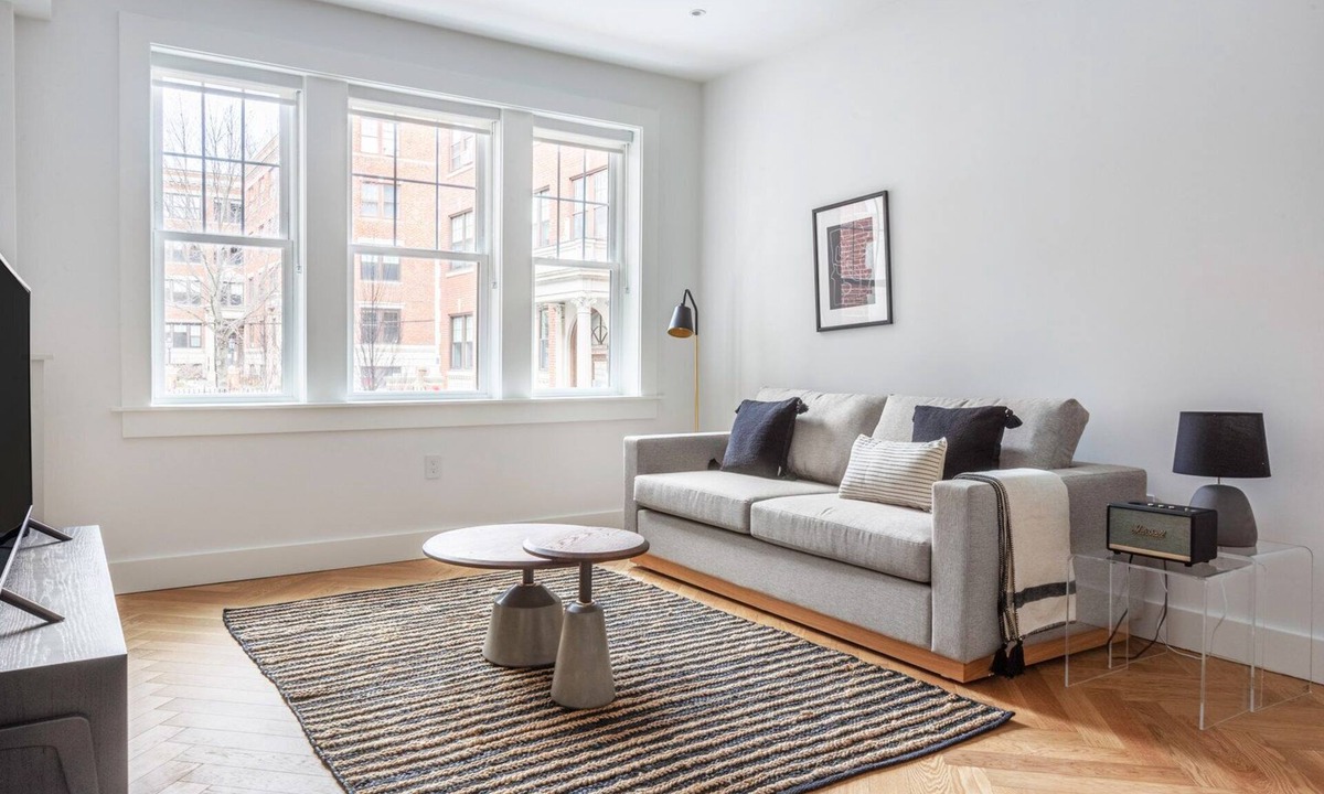 Agassiz Apartment | Well-Located Porter Square 1BR in Harvard Square