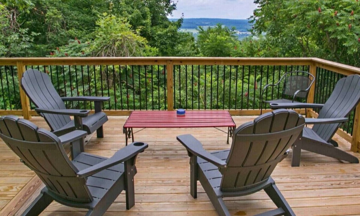 Keuka Park House | Whitetail Pines Cabin