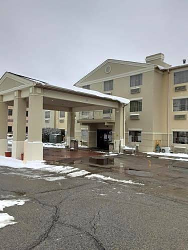 Willock Hotel | Wingate by Wyndham West Mifflin