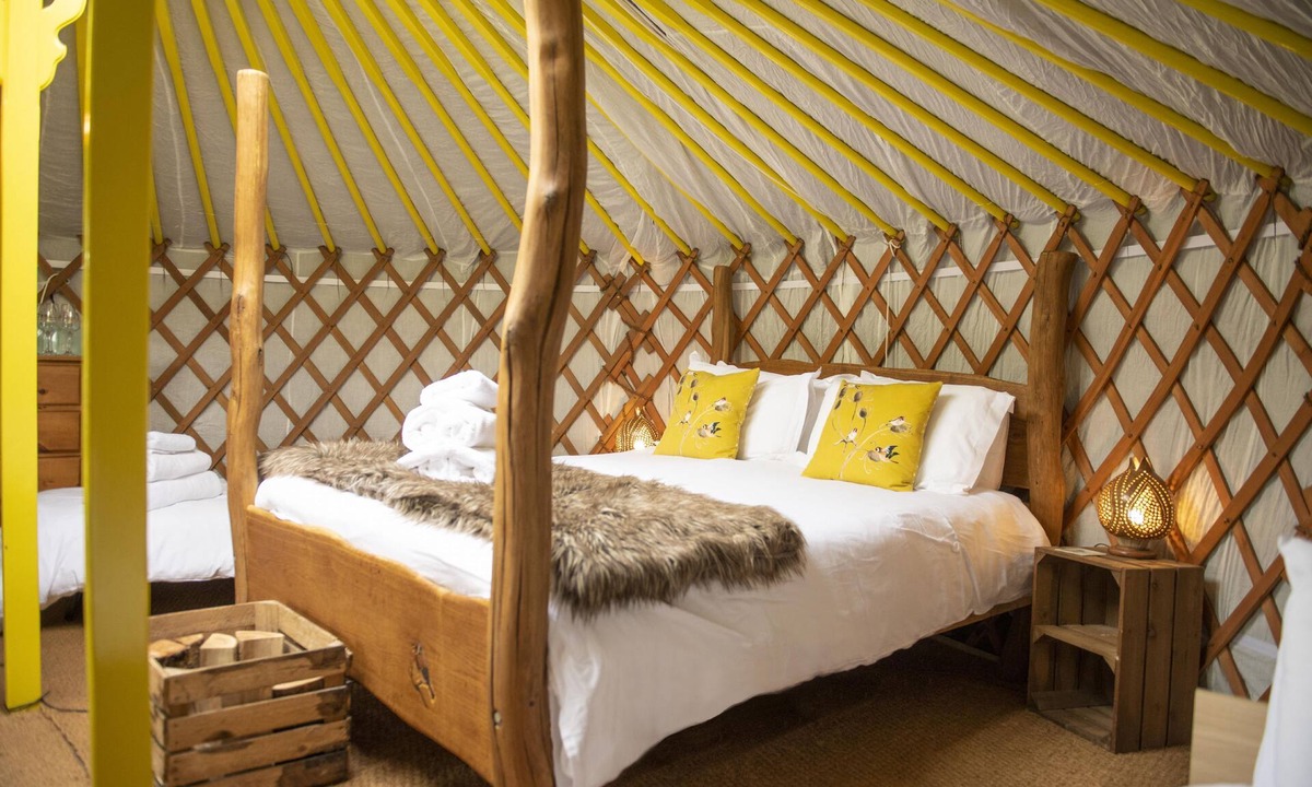 Hawes Cabin | With views across Wether Fell, waking up in Goldfinch Yurt is like no other