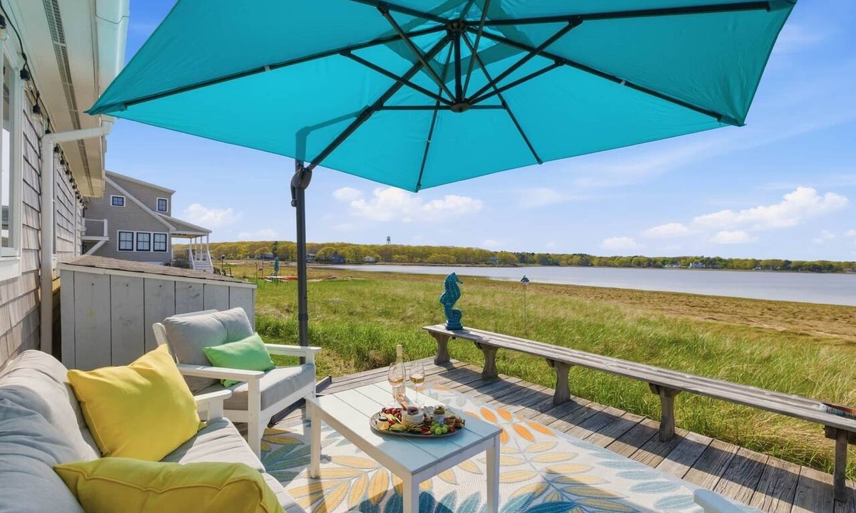 Biddeford Pool House | Wonderland on the Water with Exclusive Beach Access